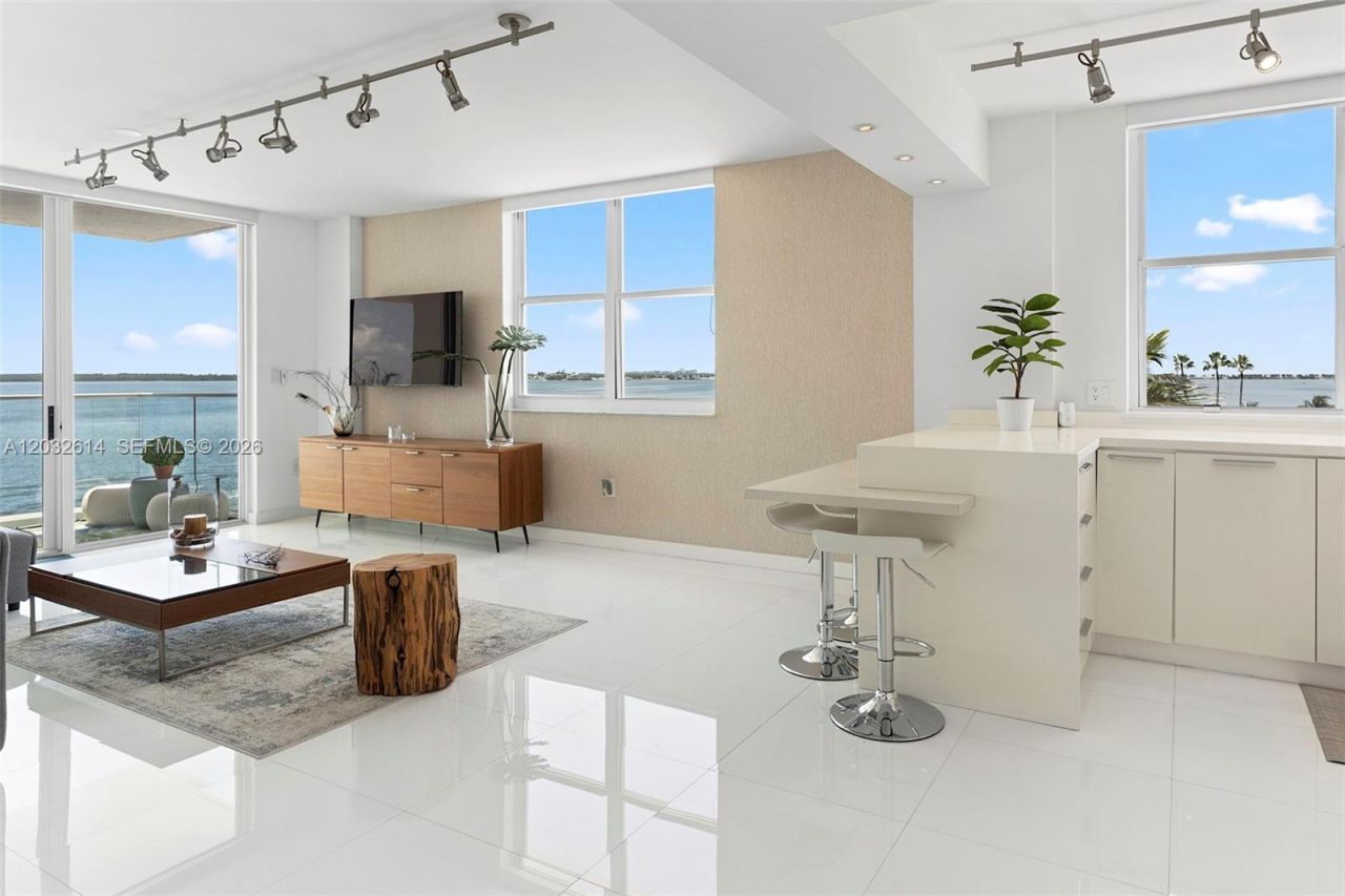 800 Claughton Island Drive , Unit 505, Miami, FL 33131 Photo