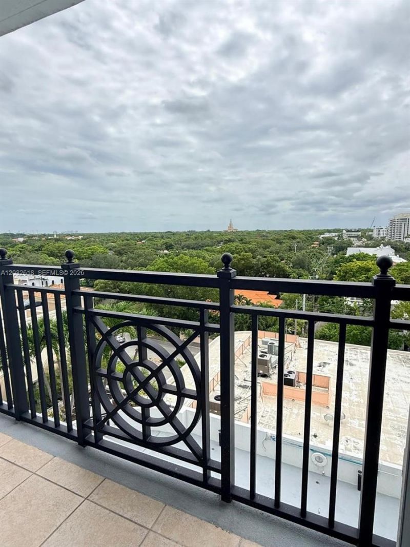 357 Almeria Ave , Unit 802, Coral Gables, FL 33134 Photo