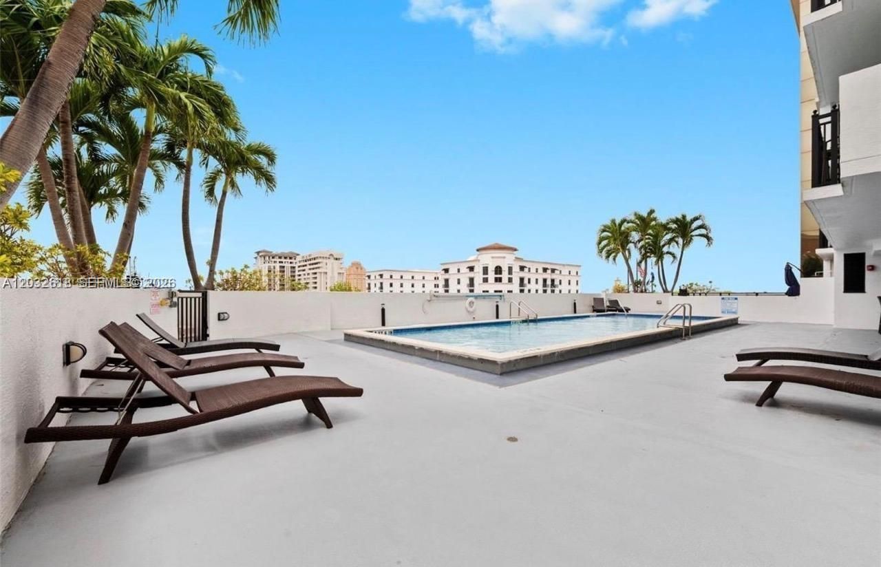 357 Almeria Ave , Unit 802, Coral Gables, FL 33134 Photo