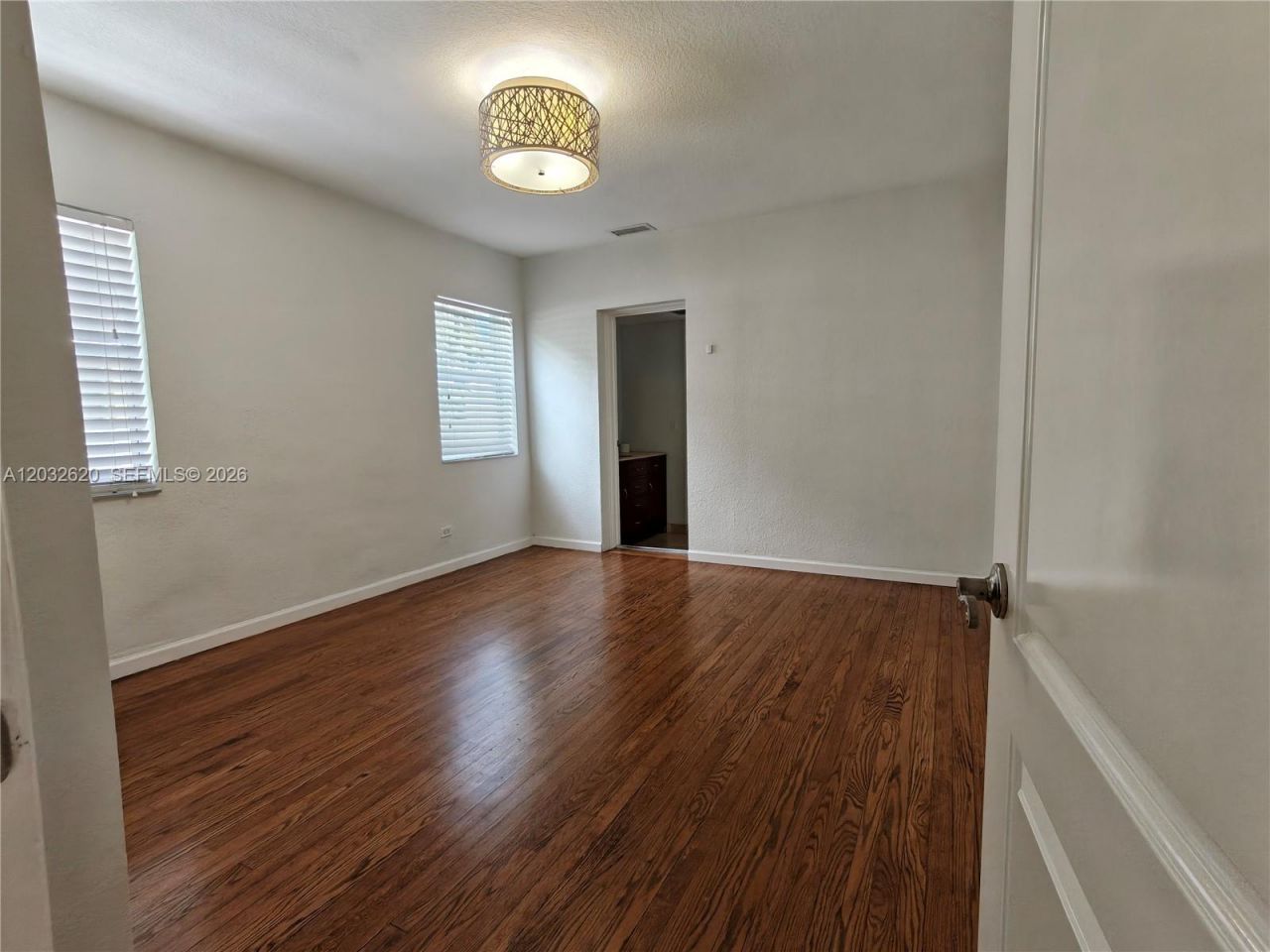 470 SW 25th Rd , Miami, FL 33129 Photo