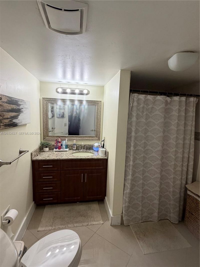 9705 Fontainebleau Blvd , Unit B108, Miami, FL 33172 Photo