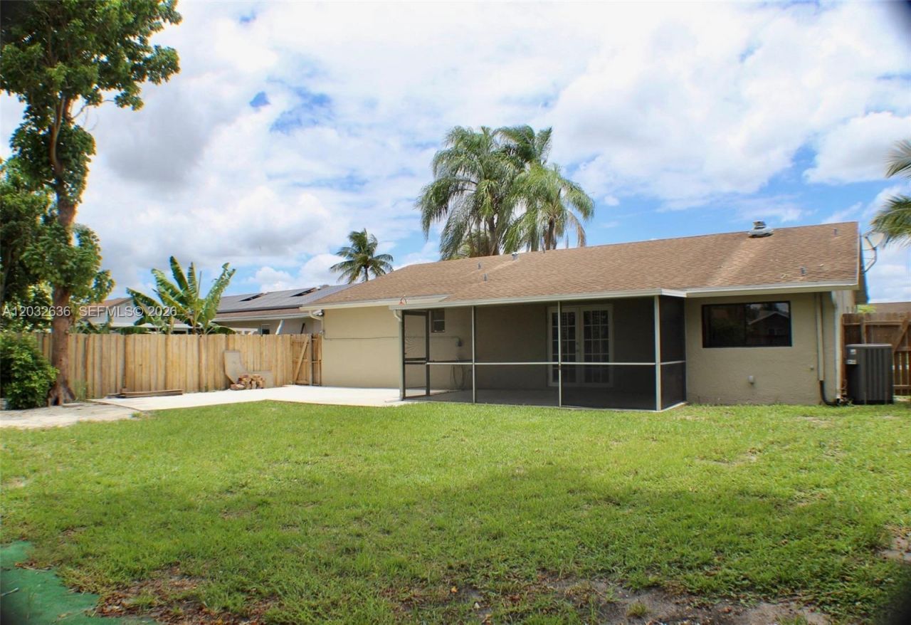 10784 NW 23rd Ct , Sunrise, FL 33322 Photo