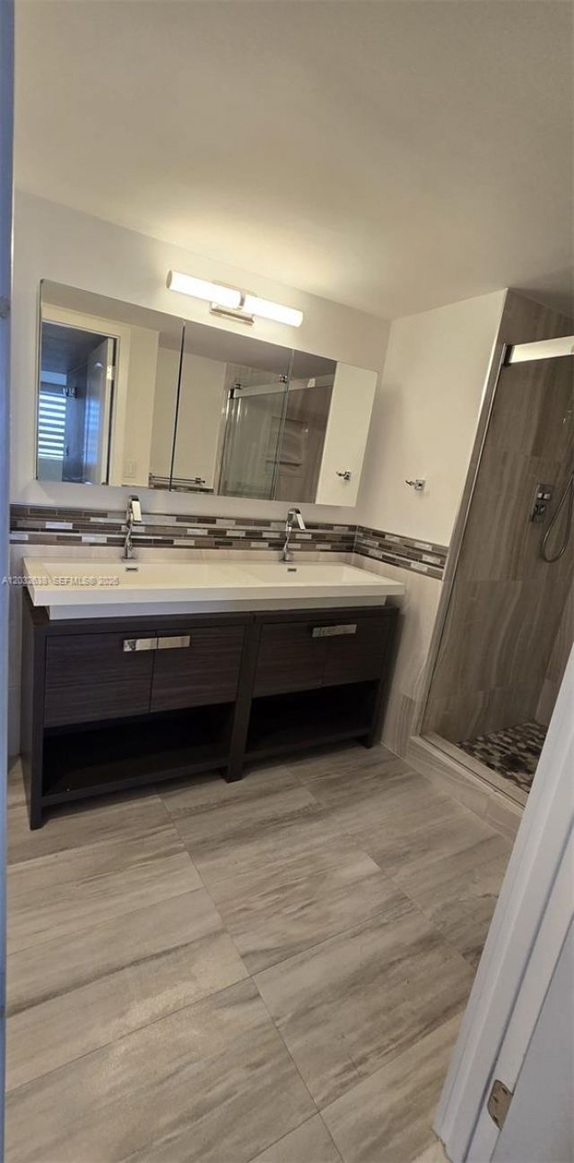 18151 NE 31st Ct , Unit 217, Aventura, FL 33160 Photo
