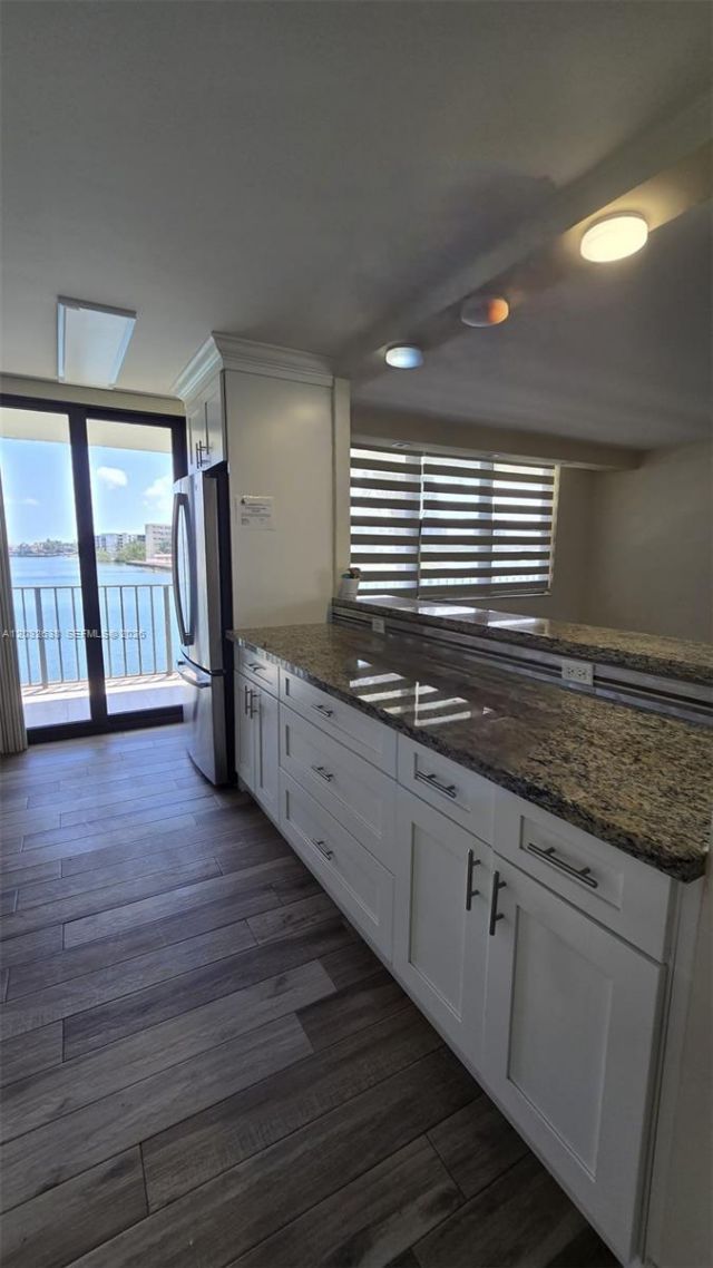 18151 NE 31st Ct , Unit 217, Aventura, FL 33160 Photo