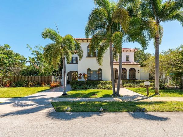219 S 17th Ave S , Lake Worth, FL 33460