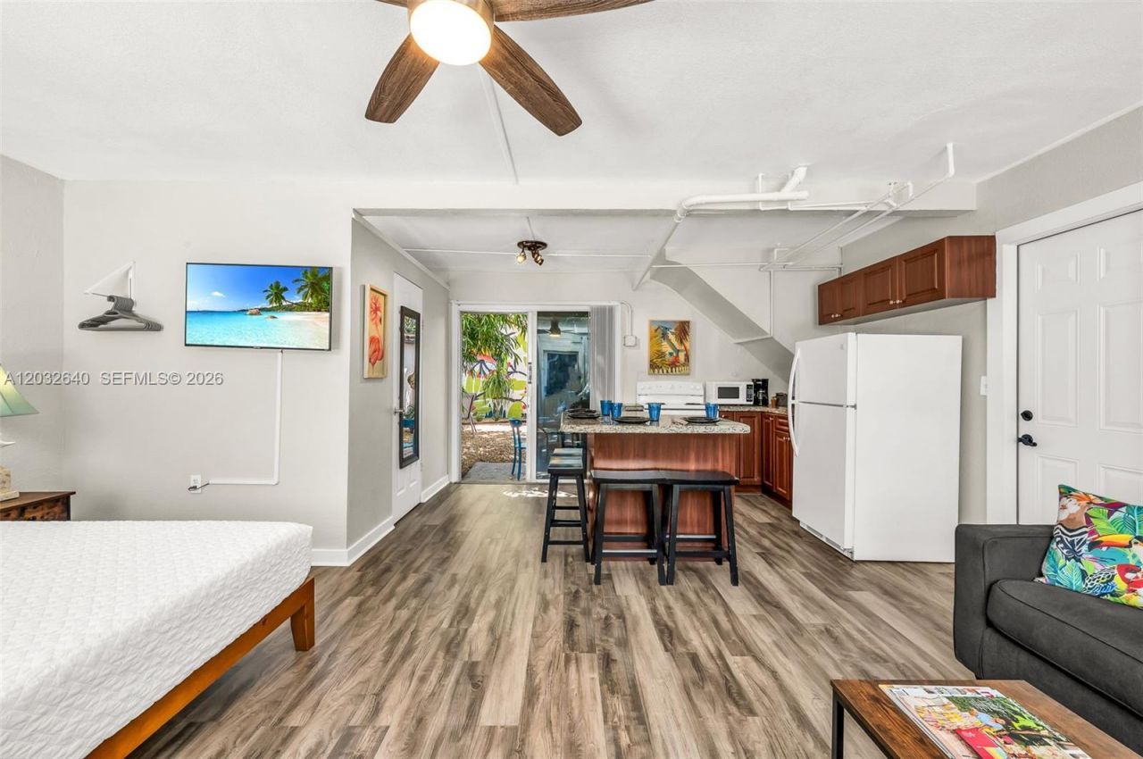 219 S 17th Ave S , Lake Worth, FL 33460 Photo