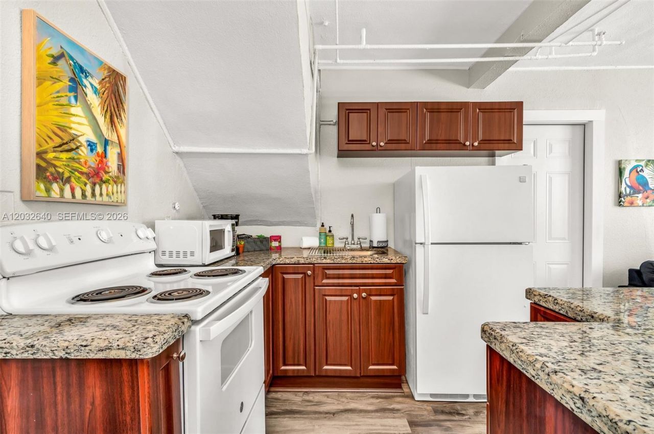 219 S 17th Ave S , Lake Worth, FL 33460 Photo