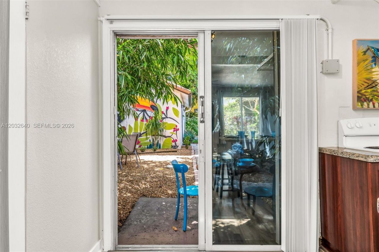 219 S 17th Ave S , Lake Worth, FL 33460 Photo