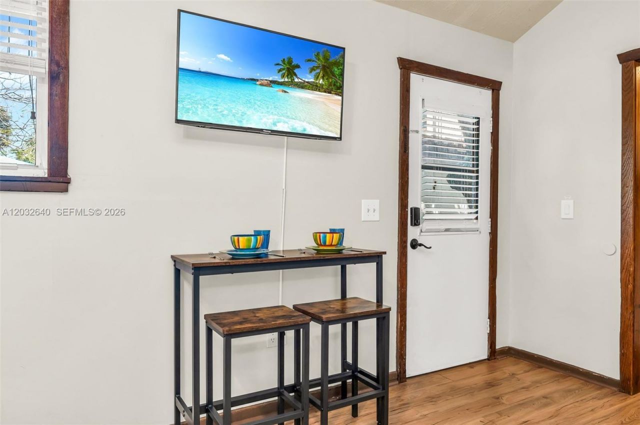 219 S 17th Ave S , Lake Worth, FL 33460 Photo