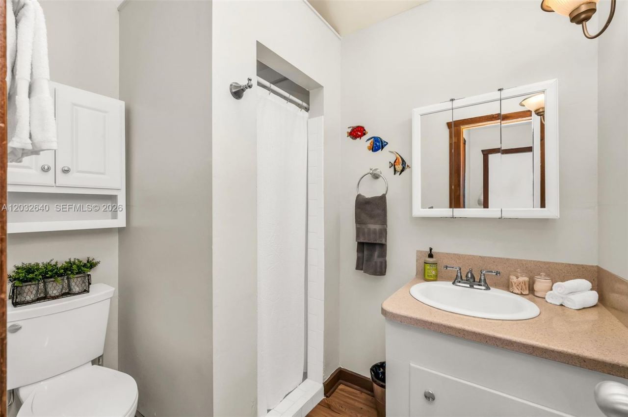 219 S 17th Ave S , Lake Worth, FL 33460 Photo