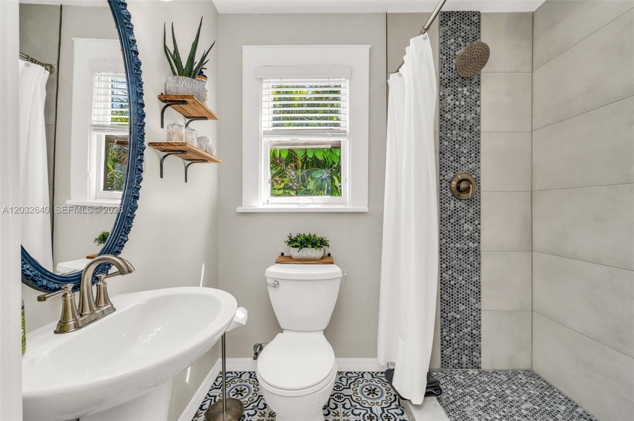 219 S 17th Ave S , Lake Worth, FL 33460 Photo