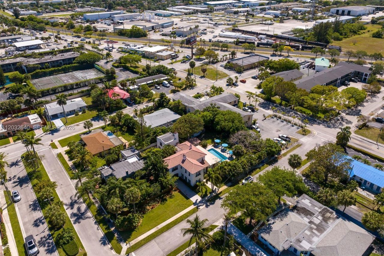 219 S 17th Ave S , Lake Worth, FL 33460 Photo