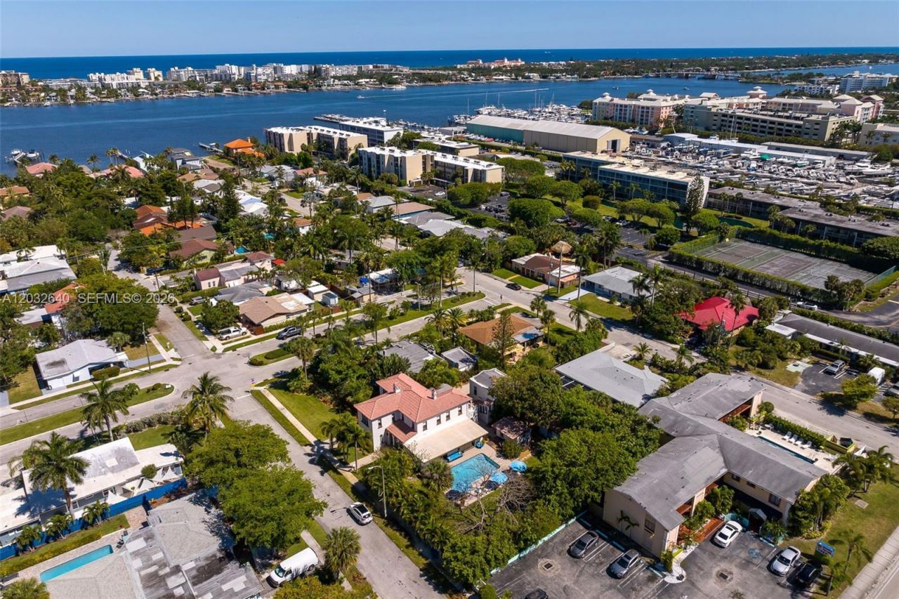 219 S 17th Ave S , Lake Worth, FL 33460 Photo