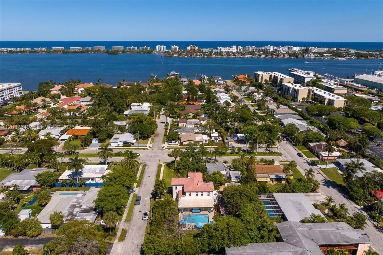 219 S 17th Ave S , Lake Worth, FL 33460 Photo