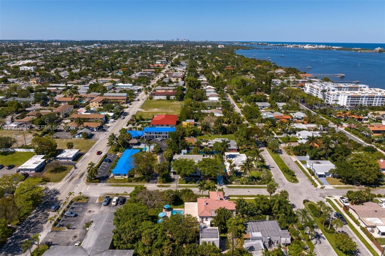 219 S 17th Ave S , Lake Worth, FL 33460 Photo