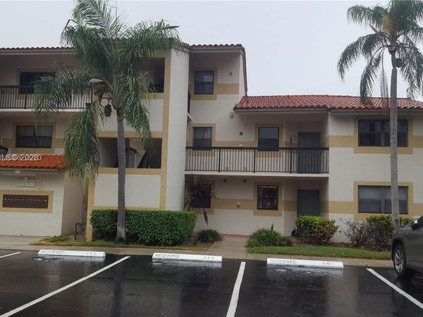 9823 Nob Hill Ct, Unit 9823, Sunrise, FL 33351