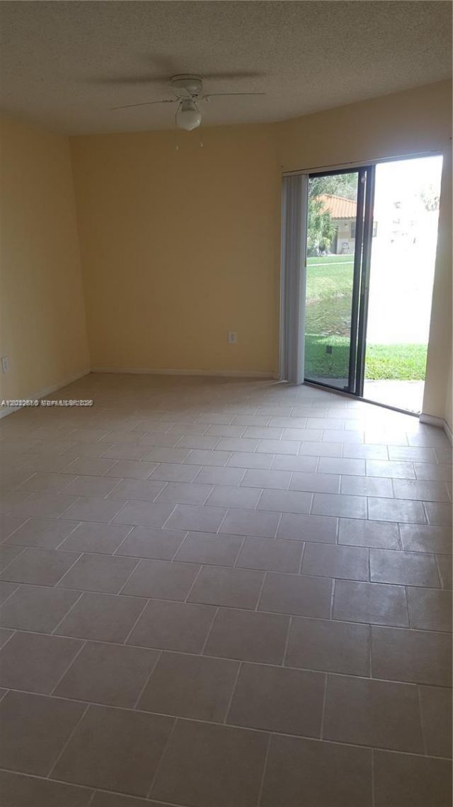 9823 Nob Hill Ct, Unit 9823, Sunrise, FL 33351 Photo
