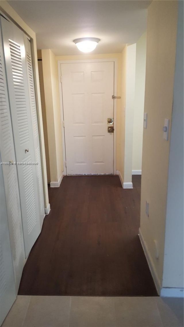 9823 Nob Hill Ct, Unit 9823, Sunrise, FL 33351 Photo
