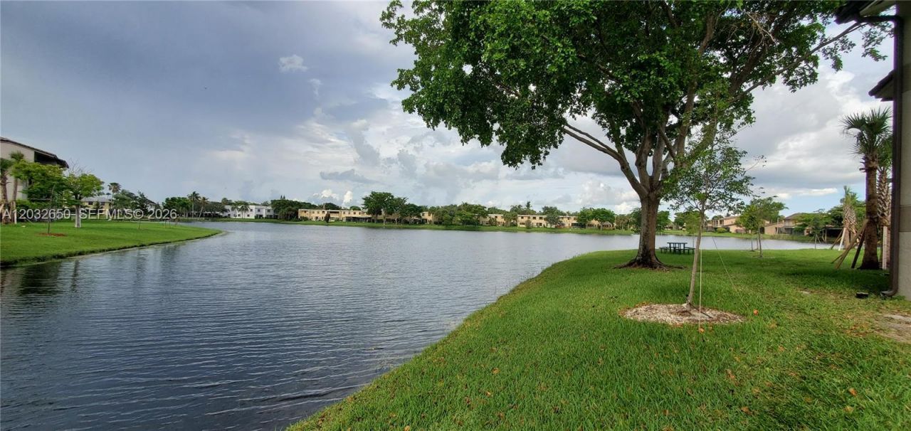 9823 Nob Hill Ct, Unit 9823, Sunrise, FL 33351 Photo