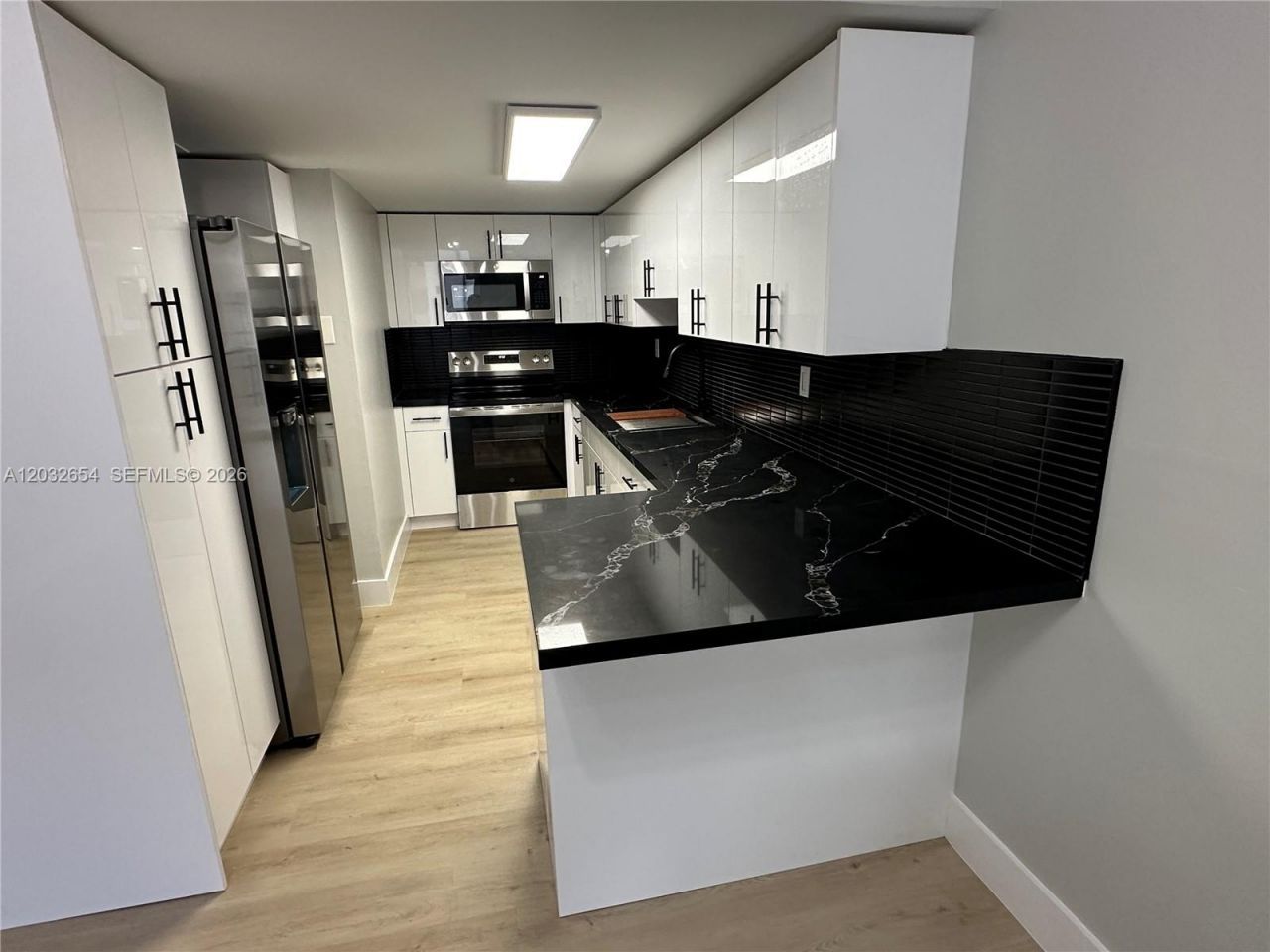 10090 NW 80th Ct , Unit 1325, Hialeah Gardens, FL 33016 Photo