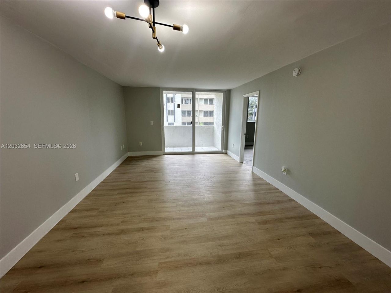 10090 NW 80th Ct , Unit 1325, Hialeah Gardens, FL 33016 Photo