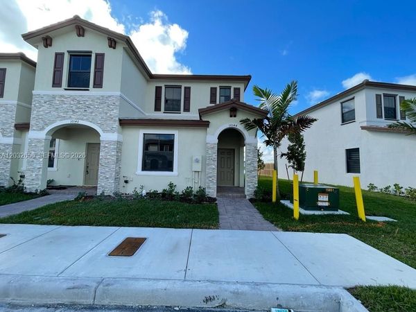10144 SW 228th Ter , Miami, FL 33190