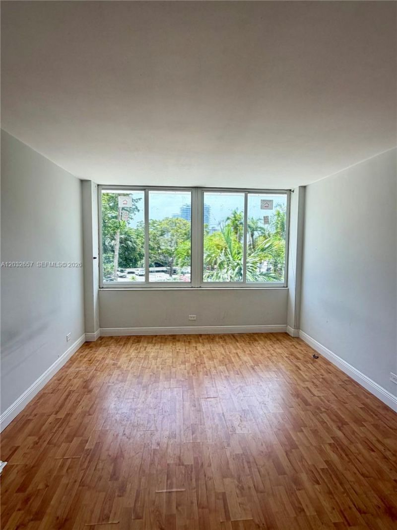 7441 Wayne Ave, Unit 2O, Miami Beach, FL 33141 Photo