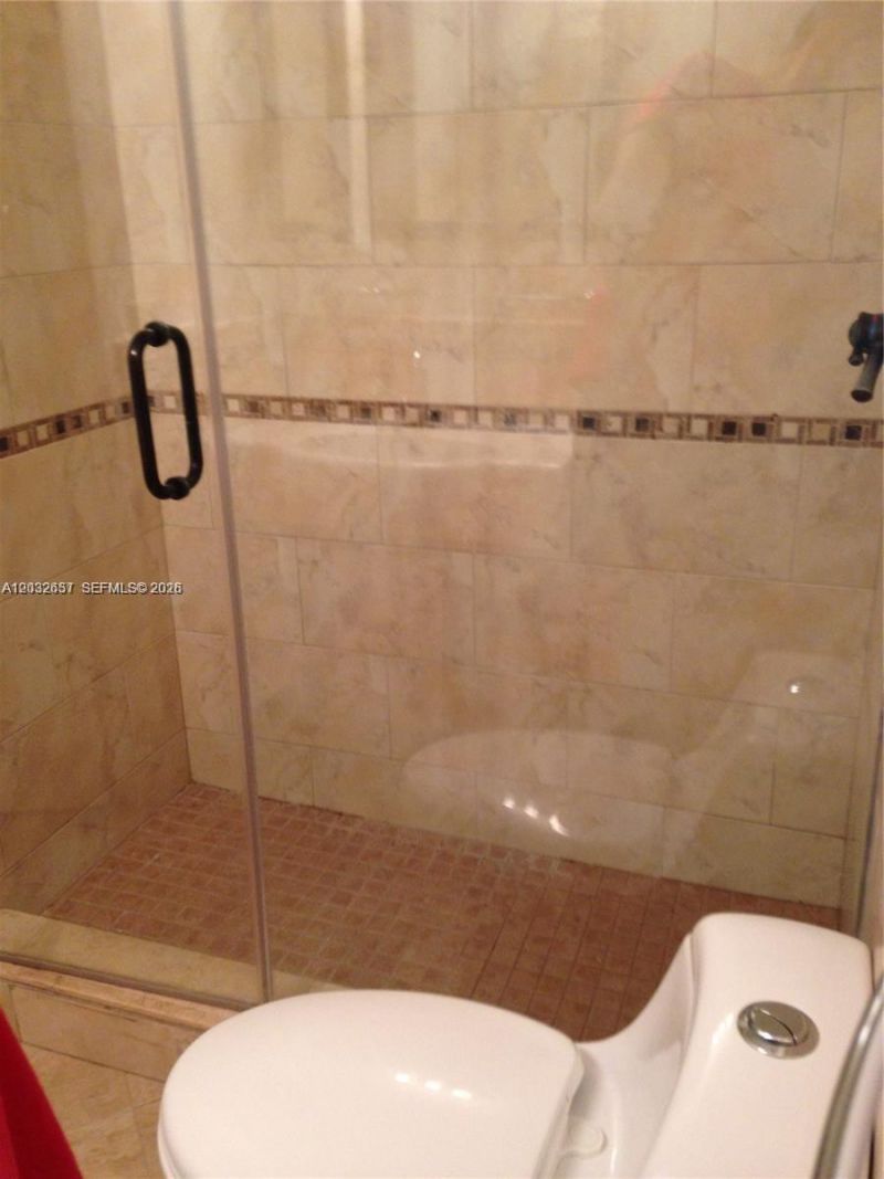 7441 Wayne Ave , Unit 2O, Miami Beach, FL 33141 Photo