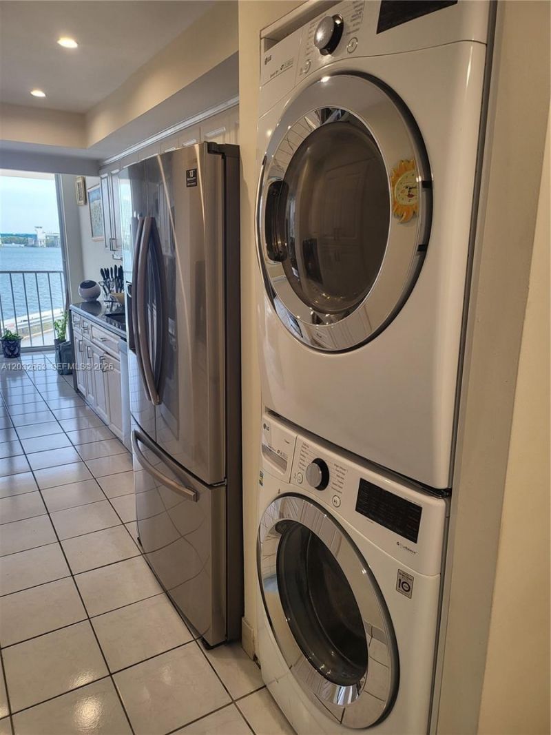 290 174th St , Unit M19, Sunny Isles Beach, FL 33160 Photo