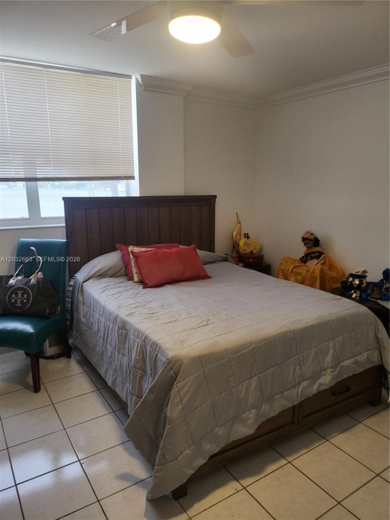 290 174th St , Unit M19, Sunny Isles Beach, FL 33160 Photo