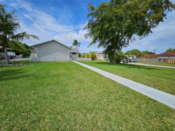 4149 SW 52nd St , Unit 1, Dania Beach, FL 33314