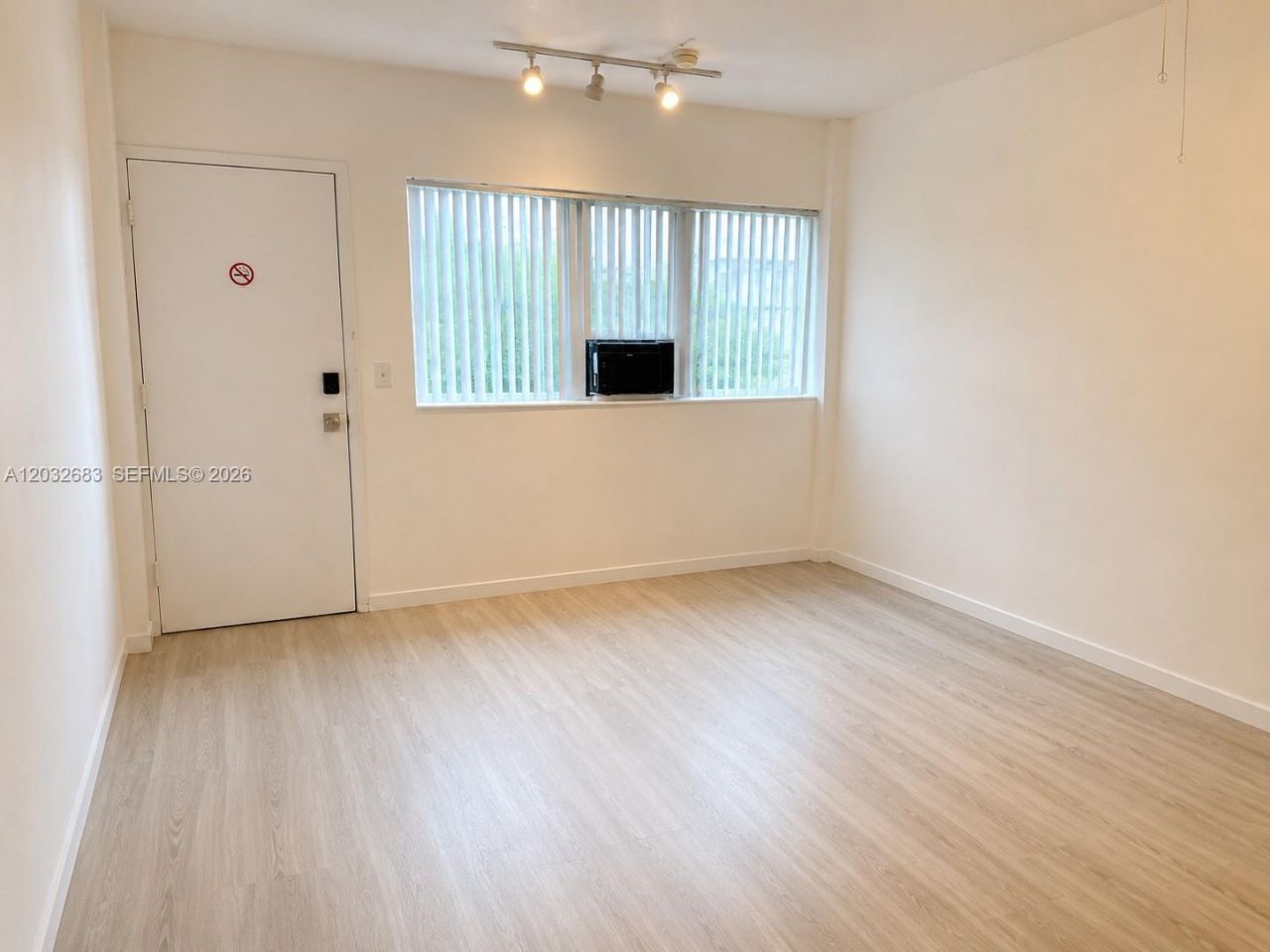 26 Diplomat Pkwy , Unit 2263, Hallandale Beach, FL 33009 Photo