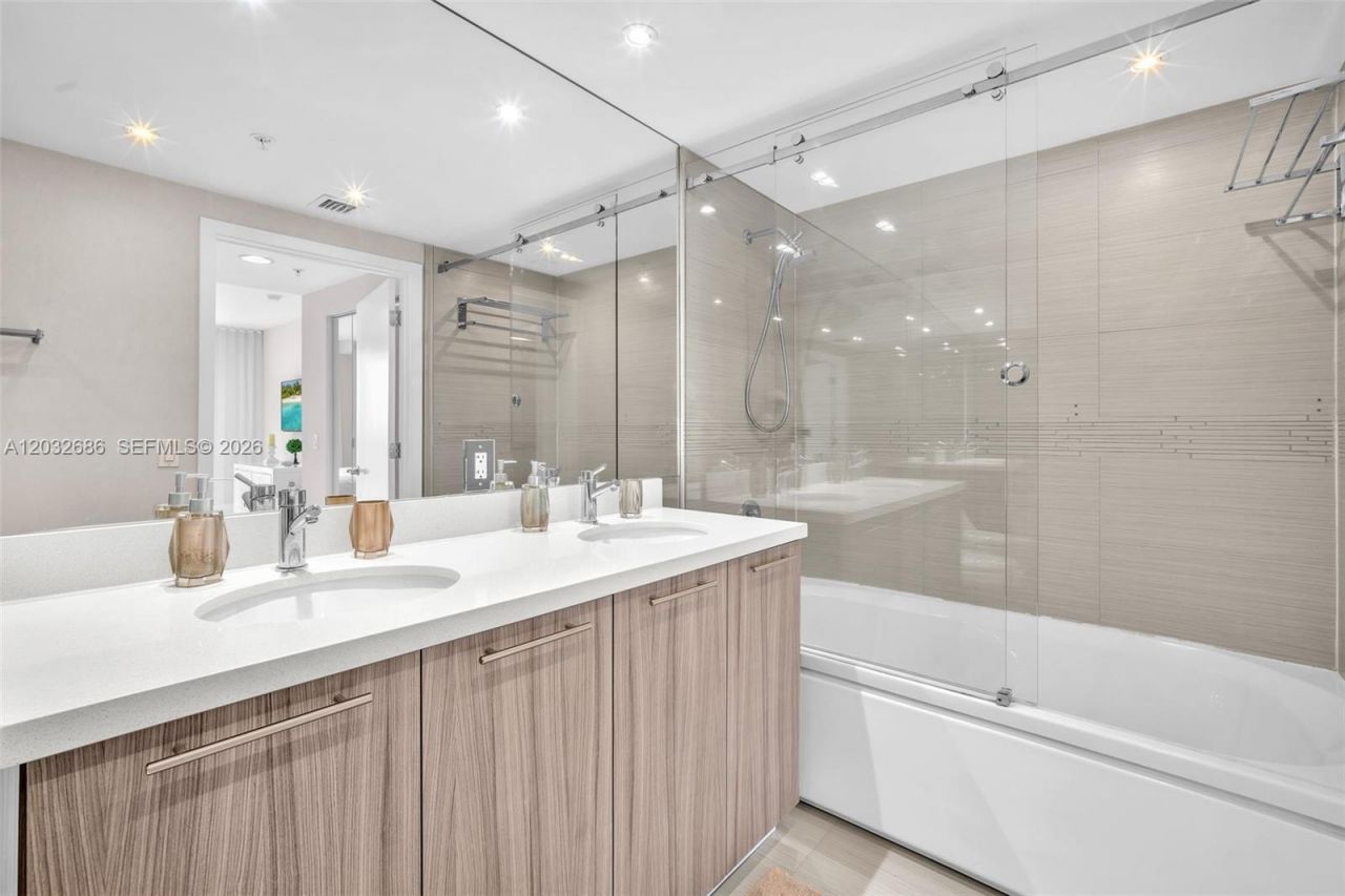 6700 Indian Creek Dr , Unit 904, Miami Beach, FL 33141 Photo
