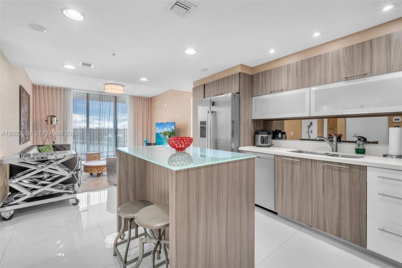 6700 Indian Creek Dr , Unit 904, Miami Beach, FL 33141 Photo