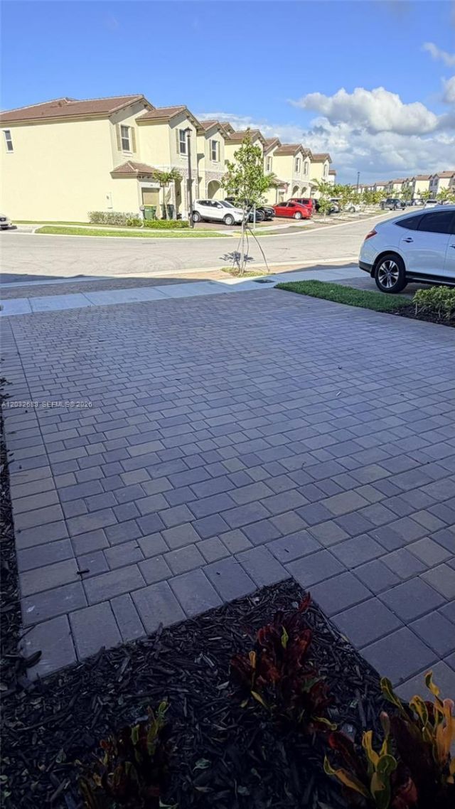 2424 SE 29th St , Homestead, FL 33035 Photo