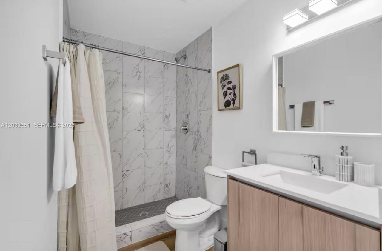 Please Call For Address, Unit 206, Miami, FL 33125 Photo