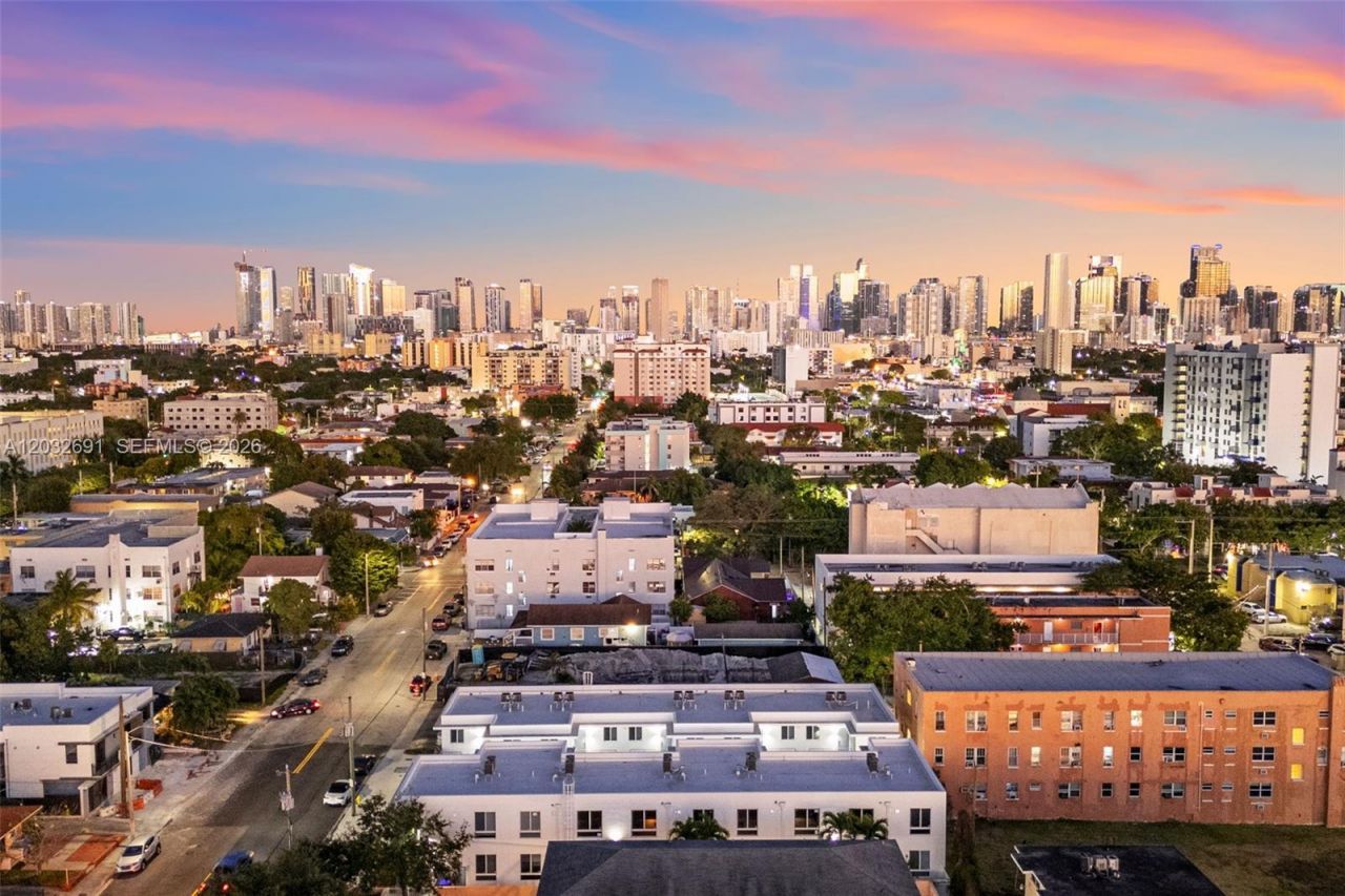 Please Call For Address, Unit 206, Miami, FL 33125 Photo