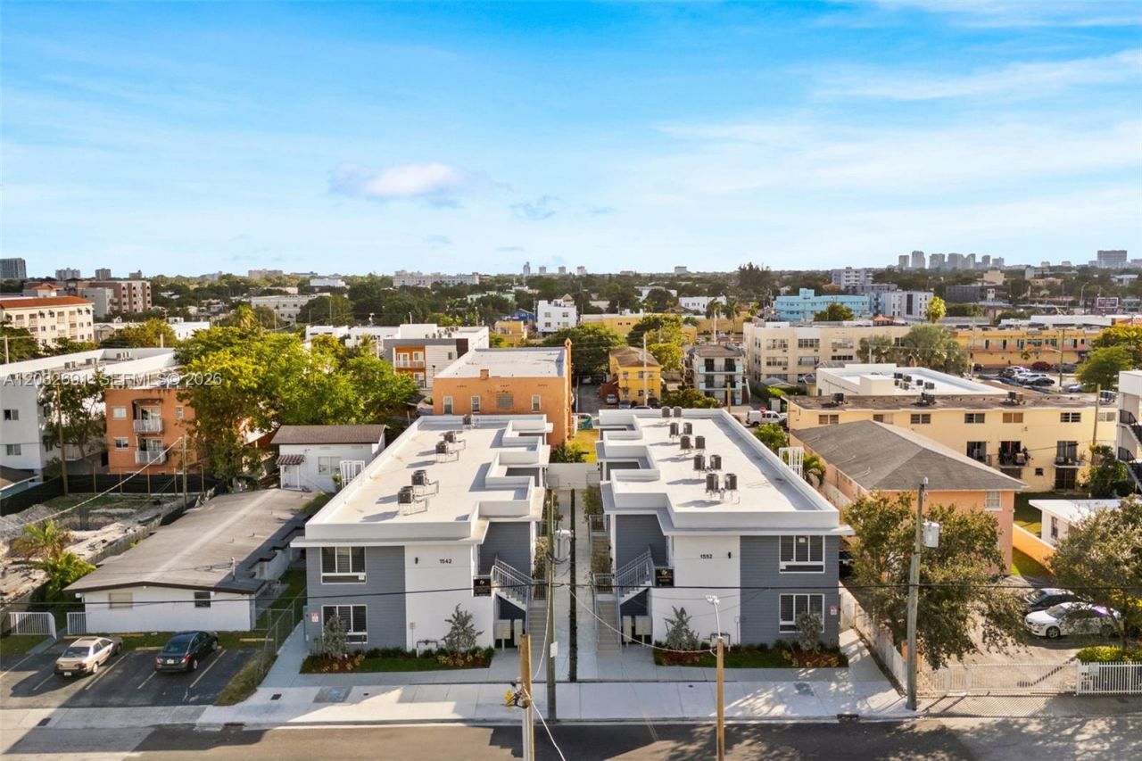 Please Call For Address, Unit 206, Miami, FL 33125 Photo