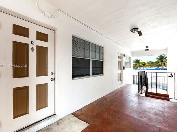 1825 Cleveland St , Unit 12, Hollywood, FL 33020