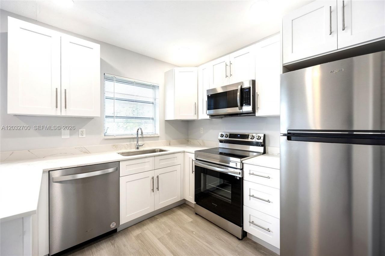 1825 Cleveland St , Unit 12, Hollywood, FL 33020 Photo