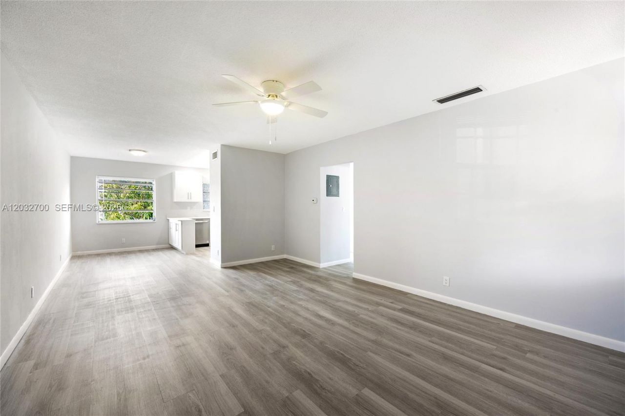 1825 Cleveland St , Unit 12, Hollywood, FL 33020 Photo