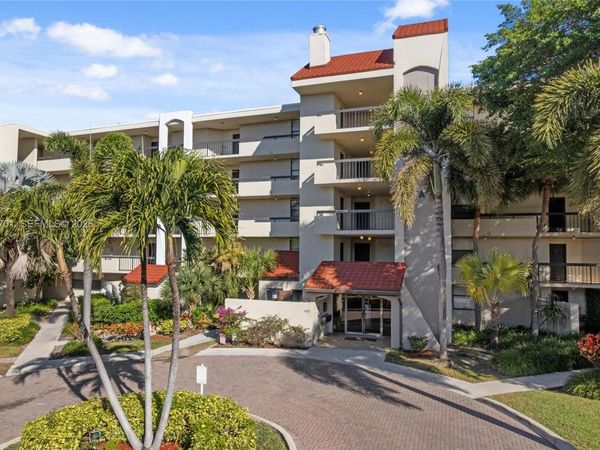 825 Egret Cir , Unit 504, Delray Beach, FL 33444