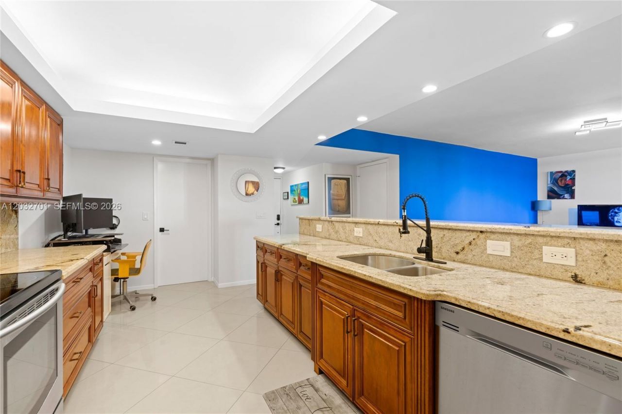 825 Egret Cir , Unit 504, Delray Beach, FL 33444 Photo