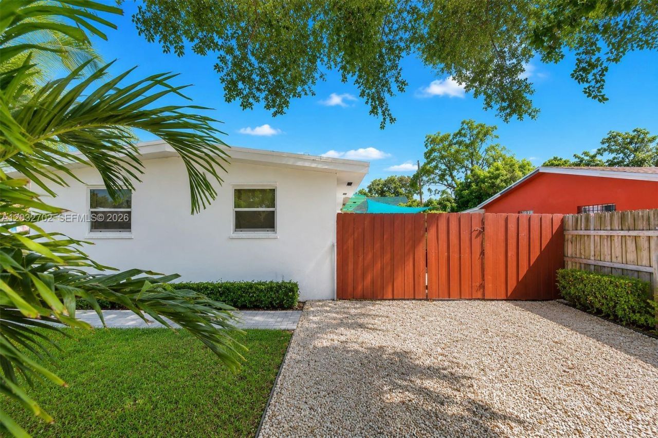 4282 NW 1st Ave , Miami, FL 33127 Photo
