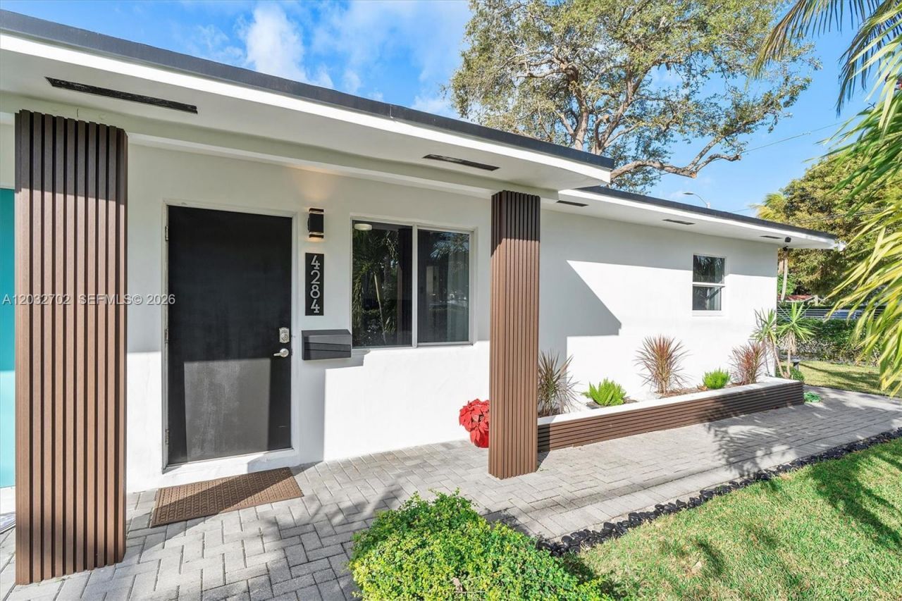 4282 NW 1st Ave , Miami, FL 33127 Photo