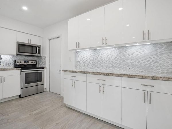2775 SW 12th St , Unit 2775, Miami, FL 33135