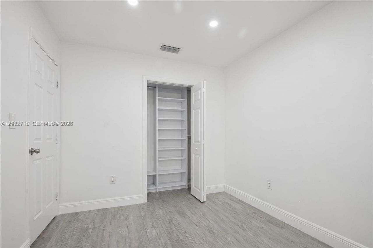 2775 SW 12th St, Unit 2775, Miami, FL 33135 Photo