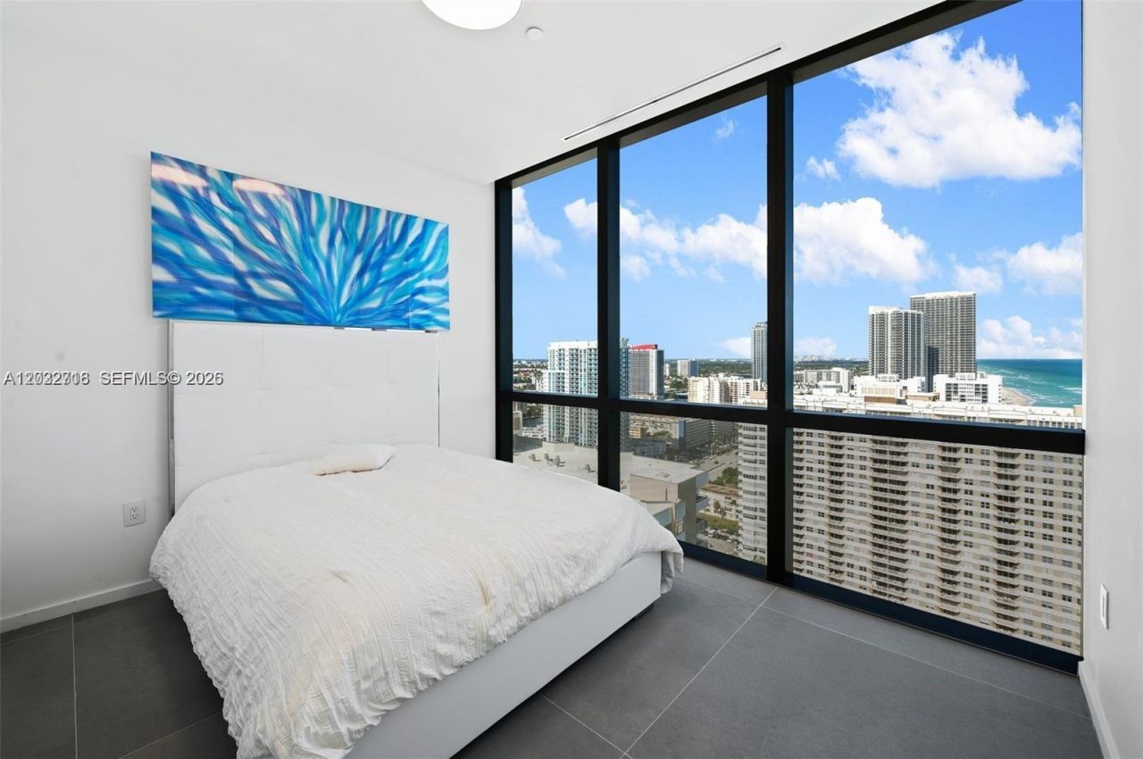 2000 S Ocean Dr , Unit 25A, Hallandale Beach, FL 33009 Photo