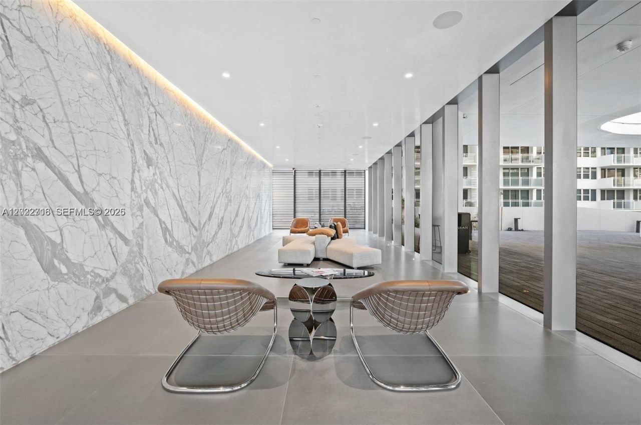 2000 S Ocean Dr , Unit 25A, Hallandale Beach, FL 33009 Photo