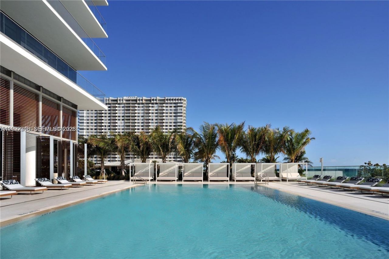 2000 S Ocean Dr , Unit 25A, Hallandale Beach, FL 33009 Photo